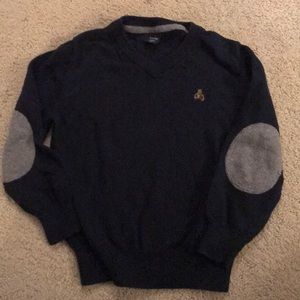 Gap signature sweater